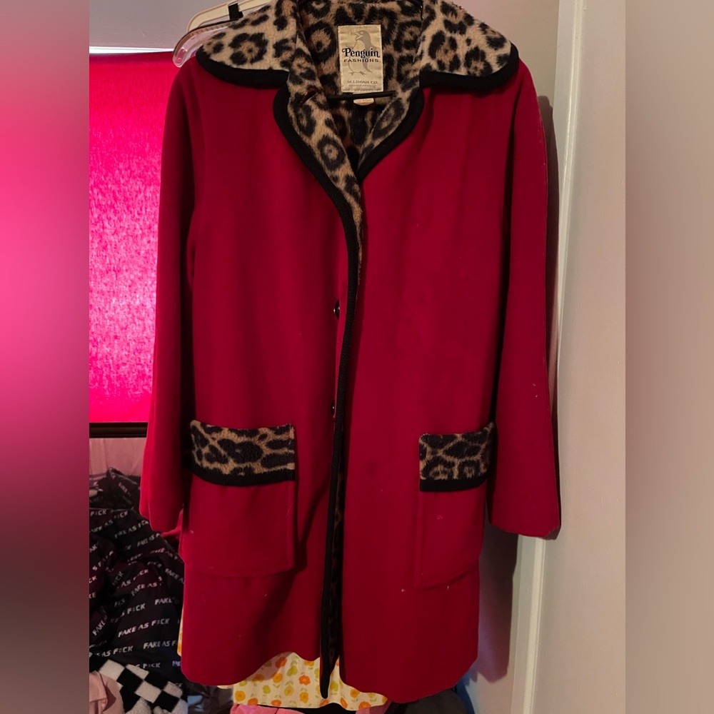 Penguin Vintage Wool Coat. Size 6.